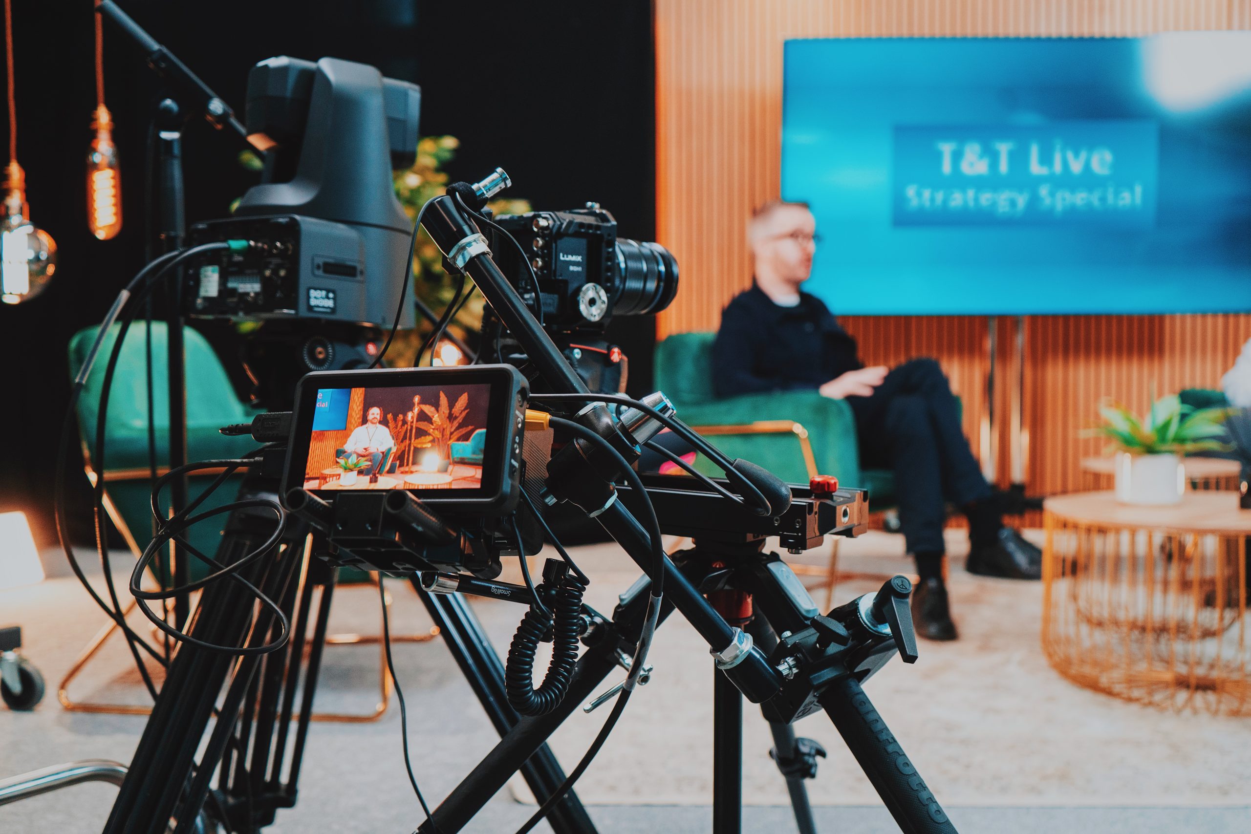 David Meade - TV Broadcaster and Virtual TV host
